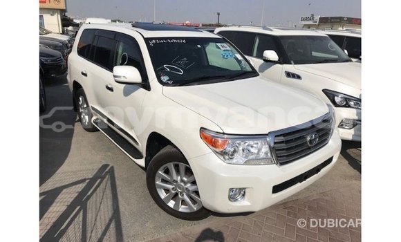 Acheter Import Voiture Toyota Land Cruiser Blanc à Import - Dubai, #<Region:0x000000000c5121b8> Acheter Import Voiture Toyota Land Cruiser Blanc à Import - Dubai, #<Region:0x000000000c5121b8>