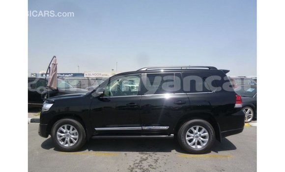 Buy Import Toyota Land Cruiser Black Car in Import - Dubai in Ayeyarwady Buy Import Toyota Land Cruiser Black Car in Import - Dubai in Ayeyarwady
