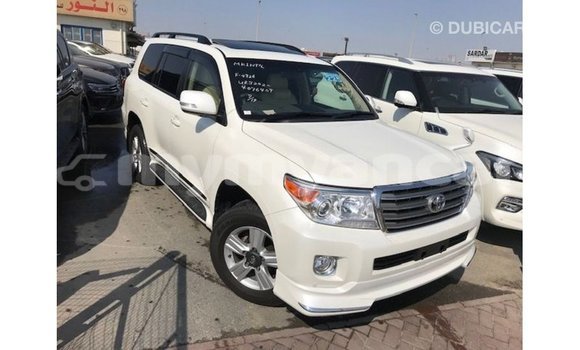 Acheter Import Voiture Toyota Land Cruiser Blanc à Import - Dubai, #<Region:0x000000000c5121b8> Acheter Import Voiture Toyota Land Cruiser Blanc à Import - Dubai, #<Region:0x000000000c5121b8>