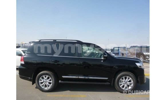 Buy Import Toyota Land Cruiser Black Car in Import - Dubai in Ayeyarwady Buy Import Toyota Land Cruiser Black Car in Import - Dubai in Ayeyarwady