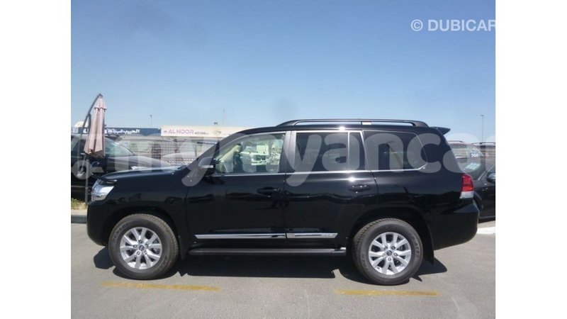 Big with watermark toyota land cruiser ayeyarwady import dubai 2710