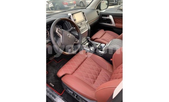 Buy Import Toyota Land Cruiser Black Car in Import - Dubai in Ayeyarwady Buy Import Toyota Land Cruiser Black Car in Import - Dubai in Ayeyarwady