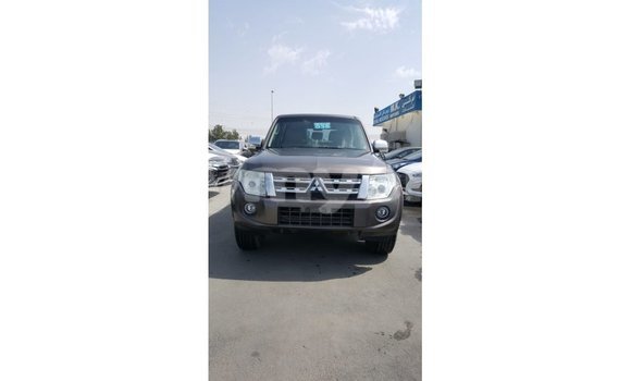 Buy Import Mitsubishi Pajero Brown Car in Import - Dubai in Ayeyarwady Buy Import Mitsubishi Pajero Brown Car in Import - Dubai in Ayeyarwady