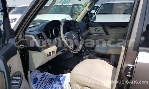 Buy Import Mitsubishi Pajero Brown Car in Import - Dubai in Ayeyarwady Buy Import Mitsubishi Pajero Brown Car in Import - Dubai in Ayeyarwady
