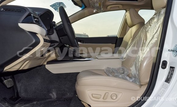 Buy Import Toyota Camry White Car in Import - Dubai in Ayeyarwady Buy Import Toyota Camry White Car in Import - Dubai in Ayeyarwady