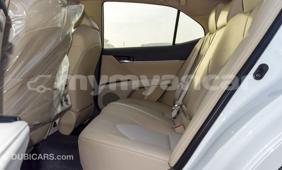 Buy Import Toyota Camry White Car in Import - Dubai in Ayeyarwady Buy Import Toyota Camry White Car in Import - Dubai in Ayeyarwady