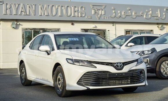 သွင်းကုန် Toyota Camry White ကား Import - Dubai Ayeyarwady သွင်းကုန် Toyota Camry White ကား Import - Dubai Ayeyarwady