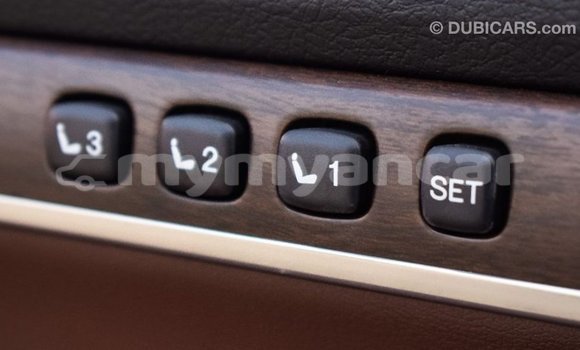 Buy Import Toyota Land Cruiser White Car in Import - Dubai in Ayeyarwady Buy Import Toyota Land Cruiser White Car in Import - Dubai in Ayeyarwady