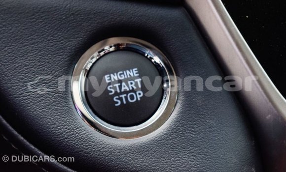 Buy Import Toyota Land Cruiser White Car in Import - Dubai in Ayeyarwady Buy Import Toyota Land Cruiser White Car in Import - Dubai in Ayeyarwady