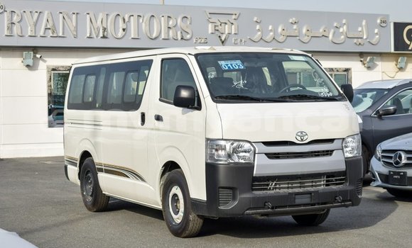 Buy Import Toyota Hiace White Car in Import - Dubai in Ayeyarwady Buy Import Toyota Hiace White Car in Import - Dubai in Ayeyarwady