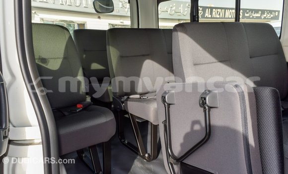 Buy Import Toyota Hiace White Car in Import - Dubai in Ayeyarwady Buy Import Toyota Hiace White Car in Import - Dubai in Ayeyarwady