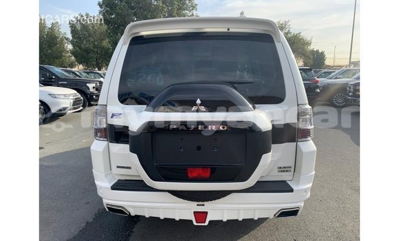 Buy Import Mitsubishi Pajero White Car in Import - Dubai in Ayeyarwady Buy Import Mitsubishi Pajero White Car in Import - Dubai in Ayeyarwady