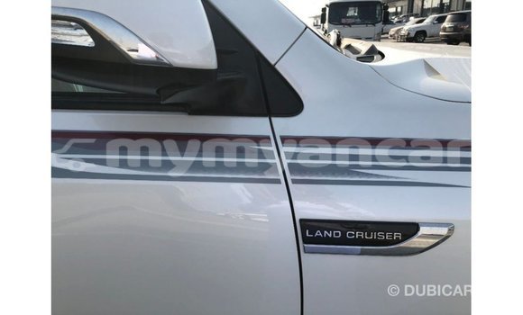 Buy Import Toyota Land Cruiser White Car in Import - Dubai in Ayeyarwady Buy Import Toyota Land Cruiser White Car in Import - Dubai in Ayeyarwady