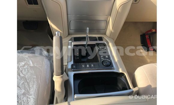 Buy Import Toyota Land Cruiser White Car in Import - Dubai in Ayeyarwady Buy Import Toyota Land Cruiser White Car in Import - Dubai in Ayeyarwady