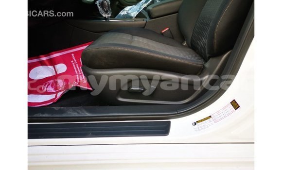 Buy Import Nissan Altima White Car in Import - Dubai in Ayeyarwady Buy Import Nissan Altima White Car in Import - Dubai in Ayeyarwady