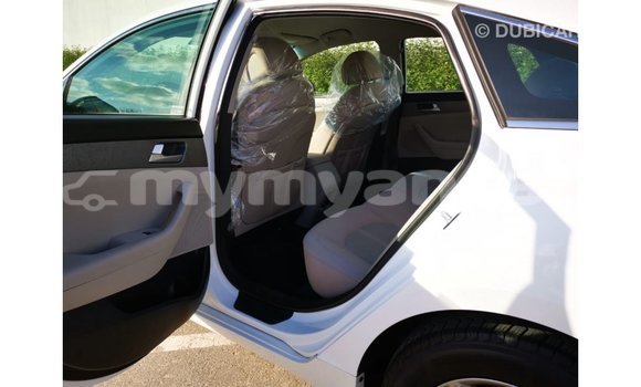 Buy Import Hyundai Sonata White Car in Import - Dubai in Ayeyarwady Buy Import Hyundai Sonata White Car in Import - Dubai in Ayeyarwady
