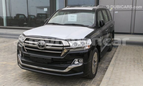 Buy Import Toyota Land Cruiser Black Car in Import - Dubai in Ayeyarwady Buy Import Toyota Land Cruiser Black Car in Import - Dubai in Ayeyarwady