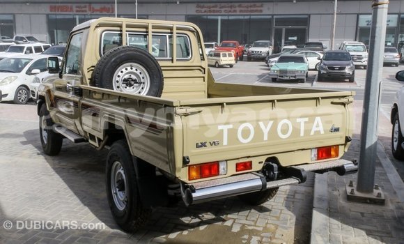 Buy Import Toyota Land Cruiser Beige Car in Import - Dubai in Ayeyarwady Buy Import Toyota Land Cruiser Beige Car in Import - Dubai in Ayeyarwady