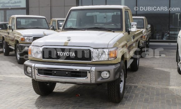 Buy Import Toyota Land Cruiser Beige Car in Import - Dubai in Ayeyarwady Buy Import Toyota Land Cruiser Beige Car in Import - Dubai in Ayeyarwady