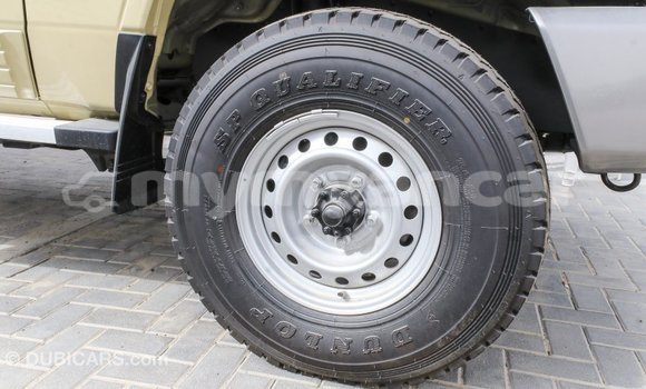 Buy Import Toyota Land Cruiser Beige Car in Import - Dubai in Ayeyarwady Buy Import Toyota Land Cruiser Beige Car in Import - Dubai in Ayeyarwady