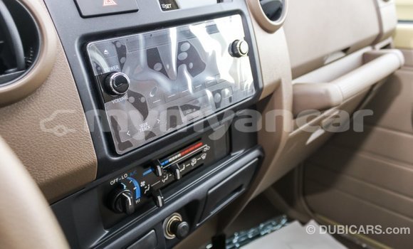 Buy Import Toyota Land Cruiser Beige Car in Import - Dubai in Ayeyarwady Buy Import Toyota Land Cruiser Beige Car in Import - Dubai in Ayeyarwady