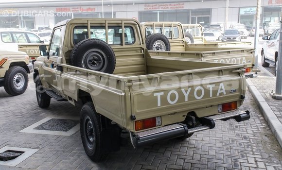 Buy Import Toyota Land Cruiser Beige Car in Import - Dubai in Ayeyarwady Buy Import Toyota Land Cruiser Beige Car in Import - Dubai in Ayeyarwady
