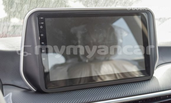 သွင်းကုန် Hyundai Tucson White ကား Import - Dubai Ayeyarwady သွင်းကုန် Hyundai Tucson White ကား Import - Dubai Ayeyarwady