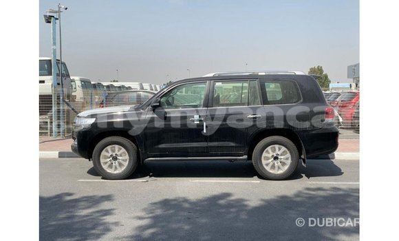 Buy Import Toyota Land Cruiser Black Car in Import - Dubai in Ayeyarwady Buy Import Toyota Land Cruiser Black Car in Import - Dubai in Ayeyarwady