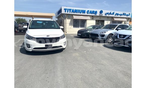 Medium with watermark kia carnival ayeyarwady import dubai 2768