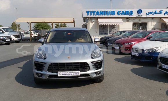 Acheter Import Voiture Porsche Macan Autre à Import - Dubai, #<Region:0x000000000c5121b8>