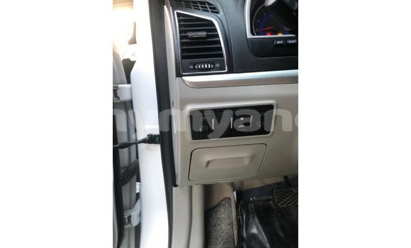 Buy Import Geely Emgrand 7 White Car in Import - Dubai in Ayeyarwady Buy Import Geely Emgrand 7 White Car in Import - Dubai in Ayeyarwady