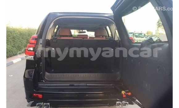 သွင်းကုန် Toyota Prado Black ကား Import - Dubai Ayeyarwady သွင်းကုန် Toyota Prado Black ကား Import - Dubai Ayeyarwady