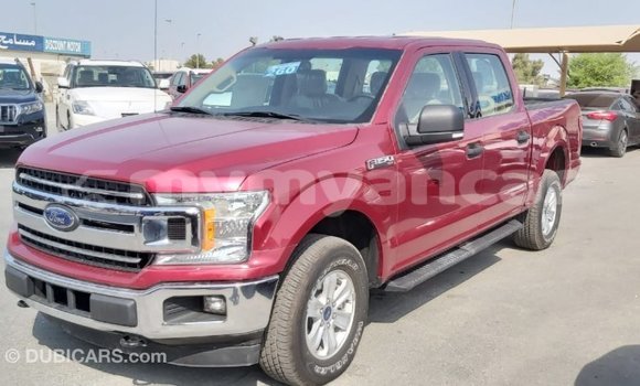 Buy Import Ford Club Wagon Red Car in Import - Dubai in Ayeyarwady Buy Import Ford Club Wagon Red Car in Import - Dubai in Ayeyarwady