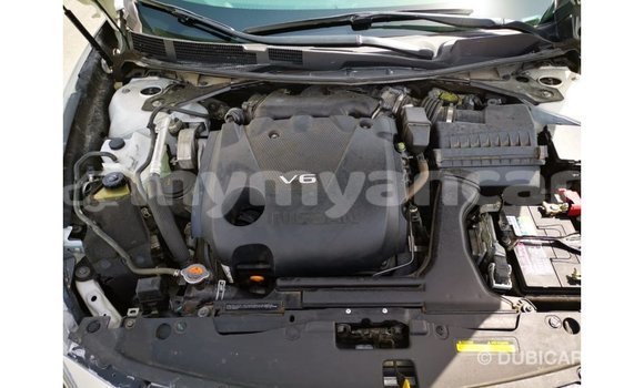 Buy Import Nissan Maxima White Car in Import - Dubai in Ayeyarwady Buy Import Nissan Maxima White Car in Import - Dubai in Ayeyarwady