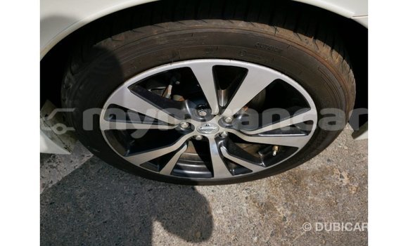 Buy Import Nissan Maxima White Car in Import - Dubai in Ayeyarwady Buy Import Nissan Maxima White Car in Import - Dubai in Ayeyarwady
