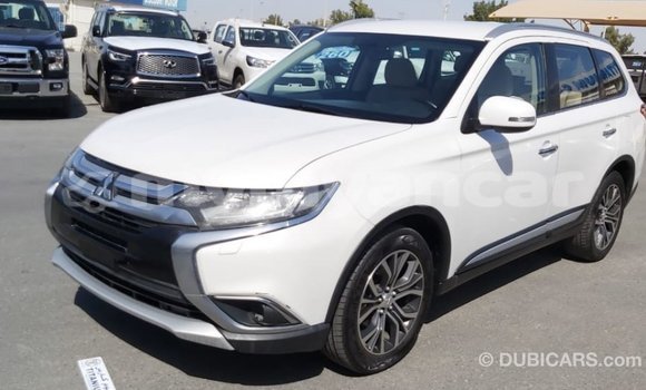 Buy Import Mitsubishi Outlander White Car in Import - Dubai in Ayeyarwady Buy Import Mitsubishi Outlander White Car in Import - Dubai in Ayeyarwady