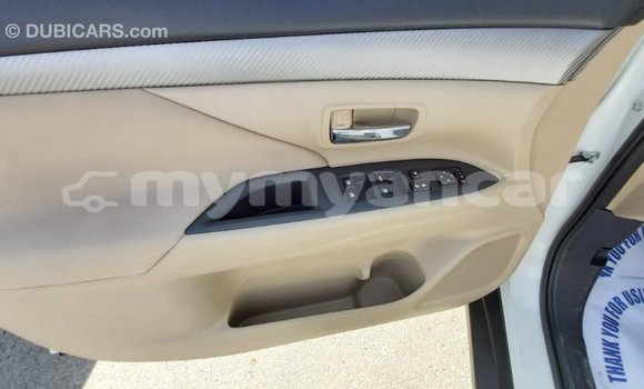 Buy Import Mitsubishi Outlander White Car in Import - Dubai in Ayeyarwady Buy Import Mitsubishi Outlander White Car in Import - Dubai in Ayeyarwady