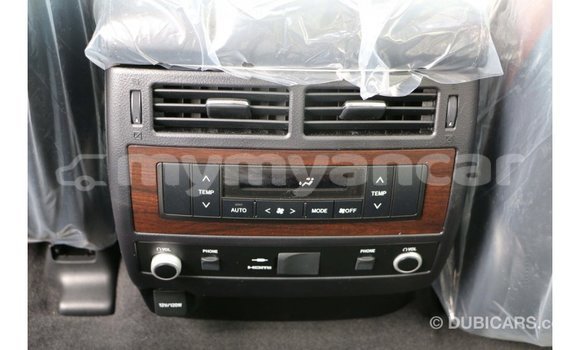 Buy Import Toyota Land Cruiser White Car in Import - Dubai in Ayeyarwady Buy Import Toyota Land Cruiser White Car in Import - Dubai in Ayeyarwady