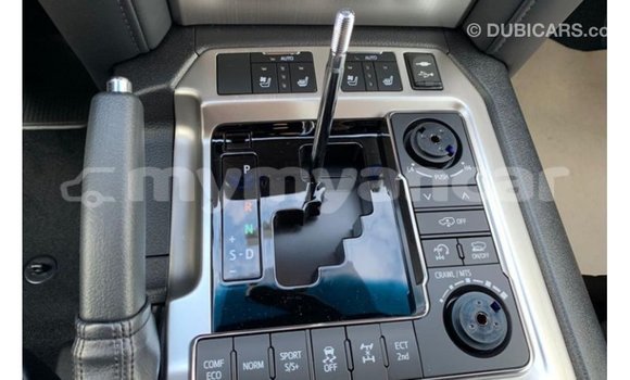 Buy Import Toyota Land Cruiser Other Car in Import - Dubai in Ayeyarwady Buy Import Toyota Land Cruiser Other Car in Import - Dubai in Ayeyarwady