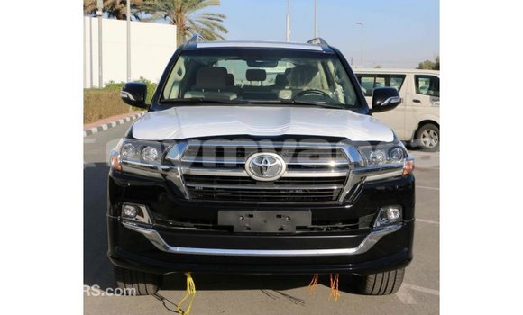 Buy Import Toyota Land Cruiser Black Car in Import - Dubai in Ayeyarwady Buy Import Toyota Land Cruiser Black Car in Import - Dubai in Ayeyarwady