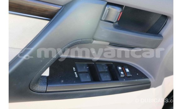 Buy Import Toyota Land Cruiser Black Car in Import - Dubai in Ayeyarwady Buy Import Toyota Land Cruiser Black Car in Import - Dubai in Ayeyarwady