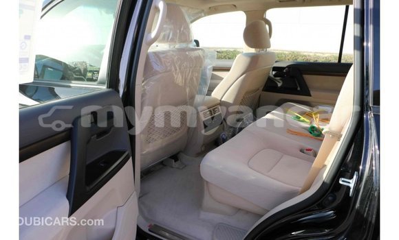 Buy Import Toyota Land Cruiser Black Car in Import - Dubai in Ayeyarwady Buy Import Toyota Land Cruiser Black Car in Import - Dubai in Ayeyarwady