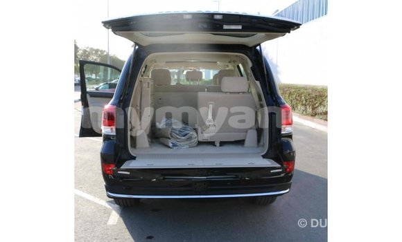 Buy Import Toyota Land Cruiser Black Car in Import - Dubai in Ayeyarwady Buy Import Toyota Land Cruiser Black Car in Import - Dubai in Ayeyarwady