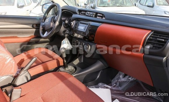 Buy Import Toyota Hilux White Car in Import - Dubai in Ayeyarwady Buy Import Toyota Hilux White Car in Import - Dubai in Ayeyarwady