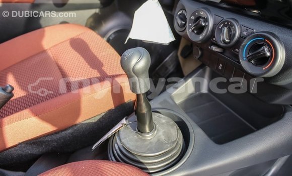 Buy Import Toyota Hilux White Car in Import - Dubai in Ayeyarwady Buy Import Toyota Hilux White Car in Import - Dubai in Ayeyarwady