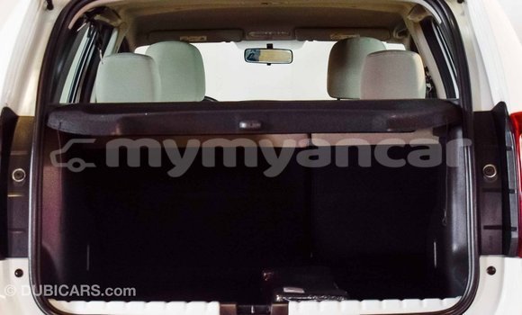 Buy Import Renault Duster White Car in Import - Dubai in Ayeyarwady Buy Import Renault Duster White Car in Import - Dubai in Ayeyarwady