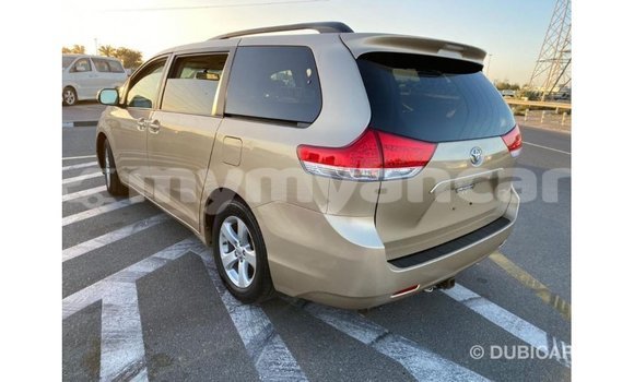 Buy Import Toyota Sienna Other Car in Import - Dubai in Ayeyarwady Buy Import Toyota Sienna Other Car in Import - Dubai in Ayeyarwady