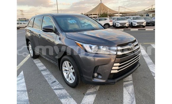Buy Import Toyota Highlander Other Car in Import - Dubai in Ayeyarwady Buy Import Toyota Highlander Other Car in Import - Dubai in Ayeyarwady