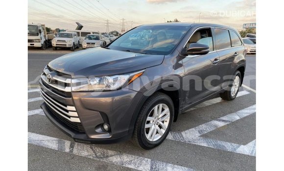 Buy Import Toyota Highlander Other Car in Import - Dubai in Ayeyarwady Buy Import Toyota Highlander Other Car in Import - Dubai in Ayeyarwady