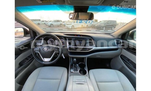 Acheter Import Voiture Toyota Highlander Blanc à Import - Dubai, #<Region:0x000000000c5121b8> Acheter Import Voiture Toyota Highlander Blanc à Import - Dubai, #<Region:0x000000000c5121b8>